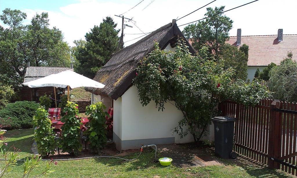 Country House Balaton Paloznak Buitenkant foto